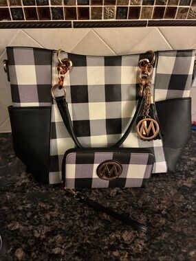Mia K Black, White & Gray Plaid Tote with Matching Wallet